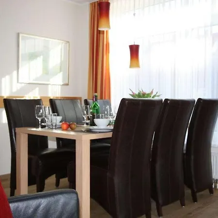 Дом отдыха Seepark 3,4 Comfortable Holiday Хокзиль